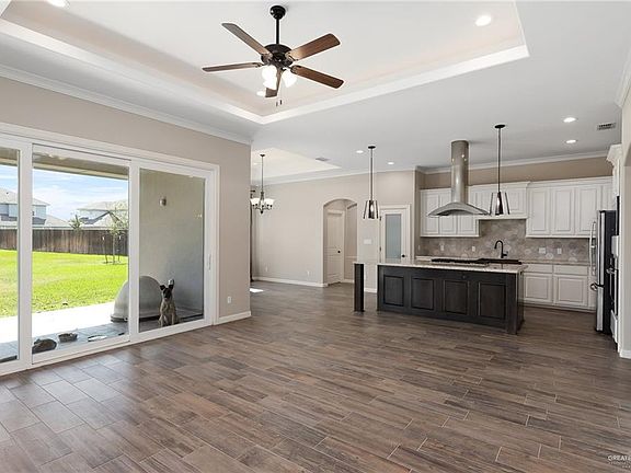 4th image of 4400 Caddo Ln