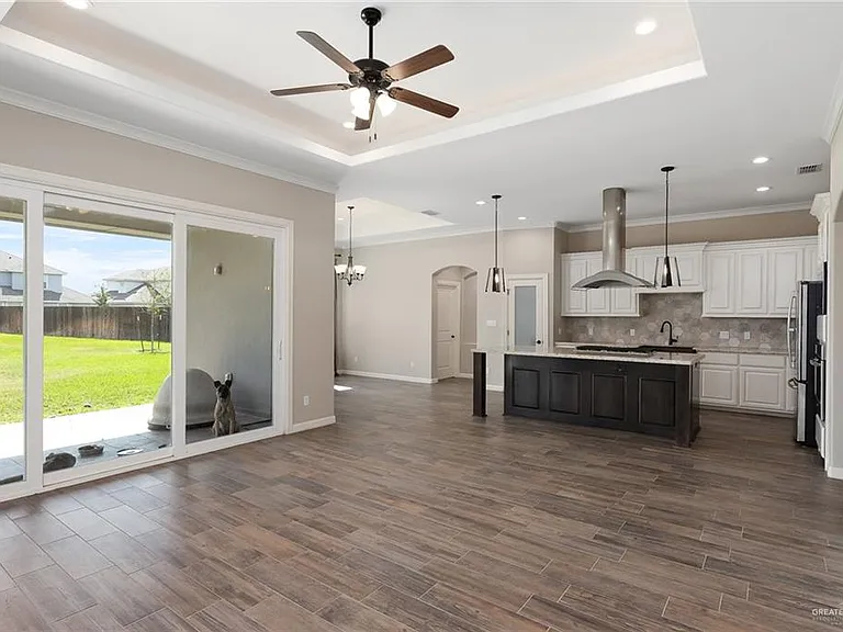 4400 Caddo Ln — Photo 4