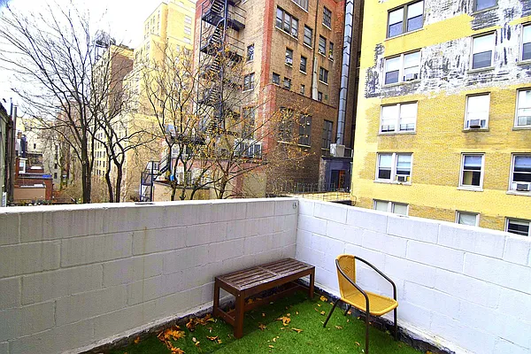 Rented by Manhattan Spaces | media 9