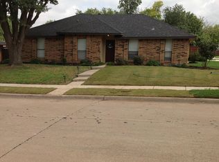 1018 Rolling Brook Ln, Coppell, TX 75019