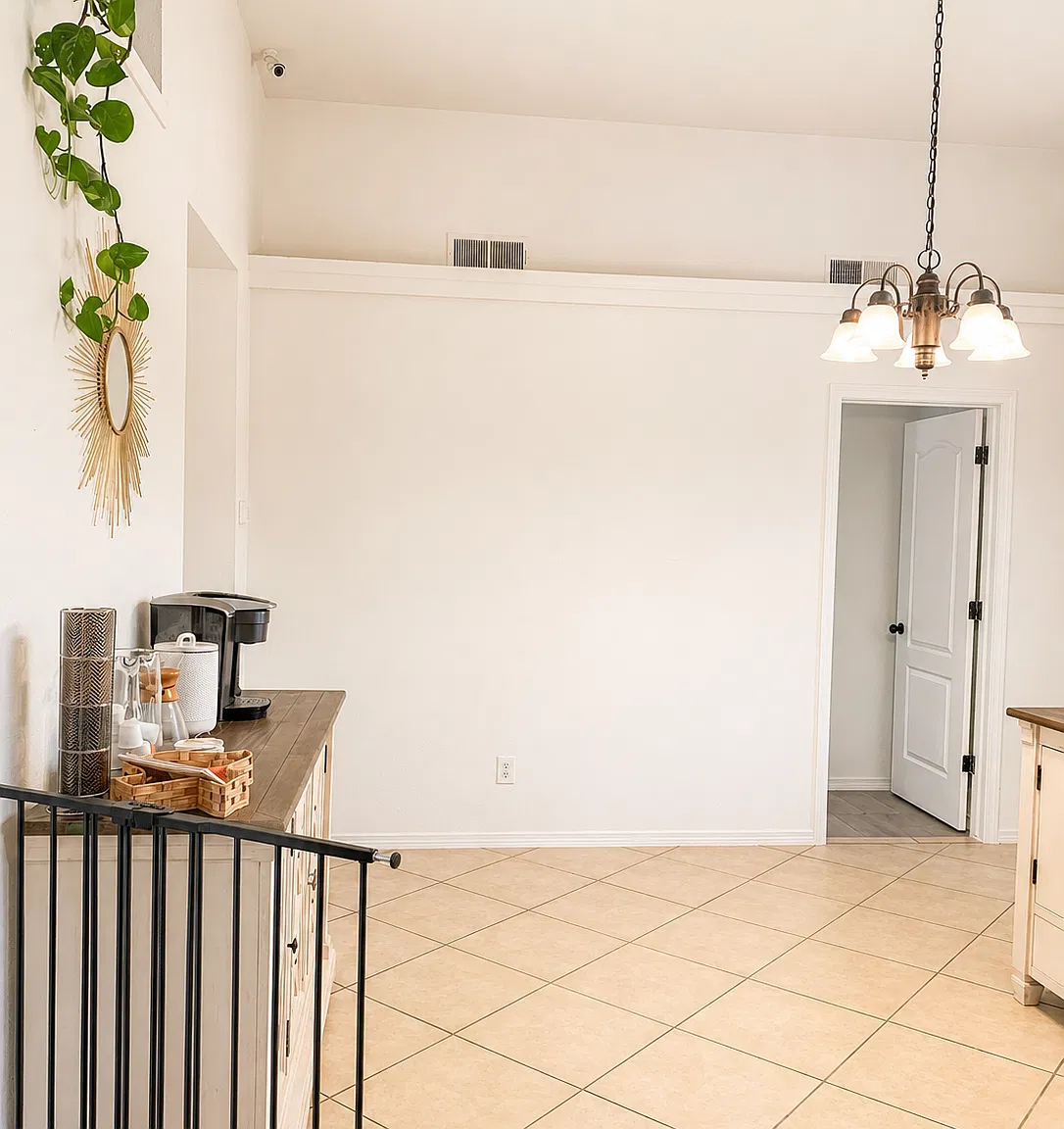 4 bed, 1416 sqft, $1,850 — Photo 4