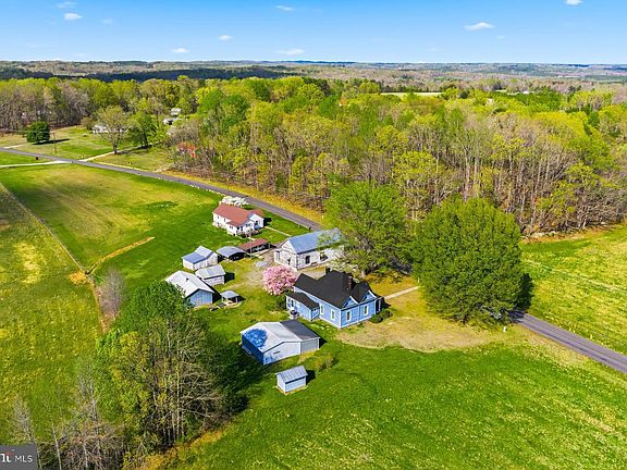 5th image of 2136 Rocksprings Rd