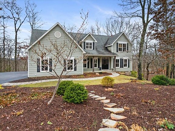 2nd image of 1801 Brush Mountain Cir