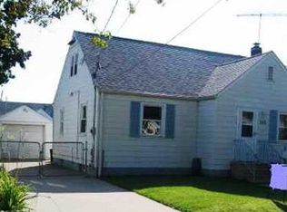 748 Hanson Ave, Perth Amboy, NJ 08861