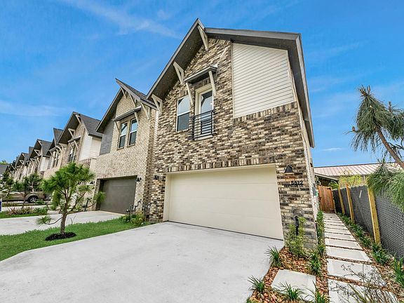 3rd image of 5612 Bertellis Ln