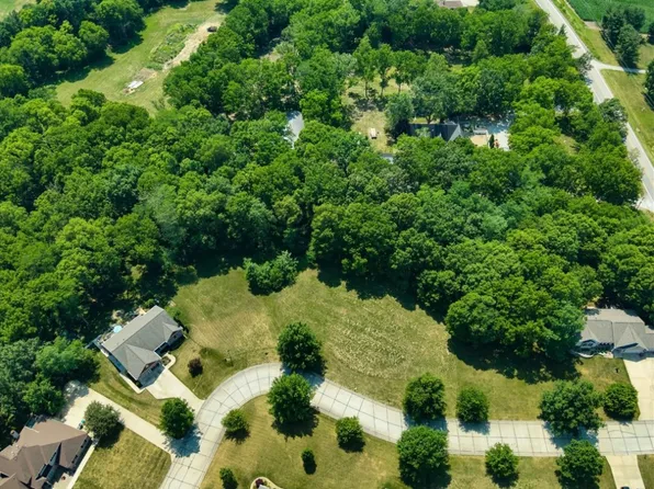 3 Chestnut Run, Mattoon, IL 61938