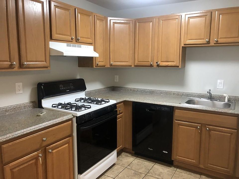 1st image of 332 Copeland St APT 24