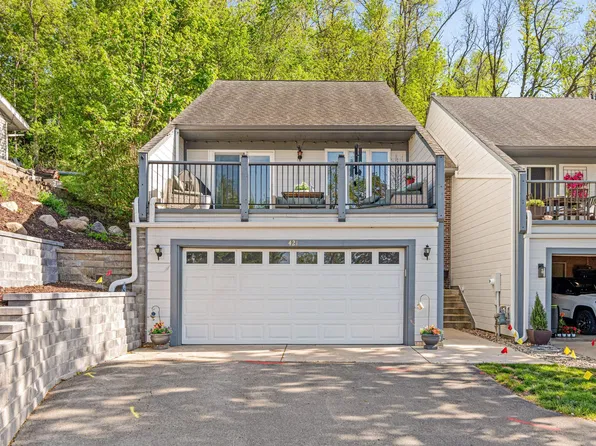 421 E Lake St, Waconia, MN 55387