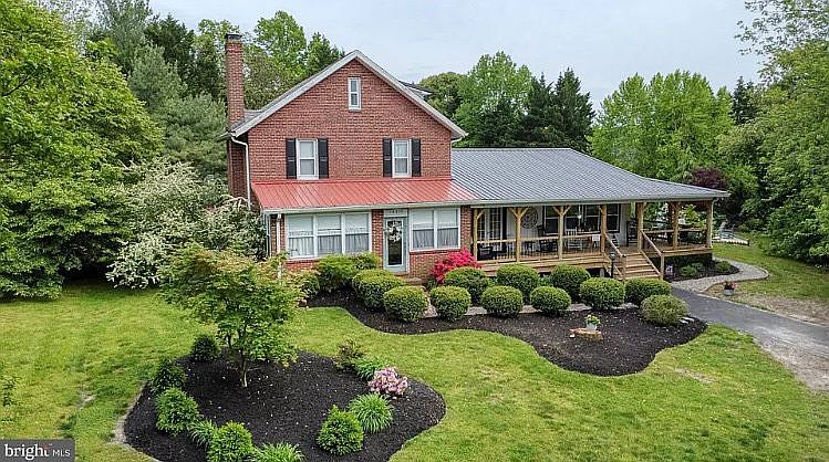 House with new Addition