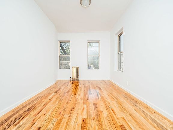 5th image of 451 Irving Ave #2