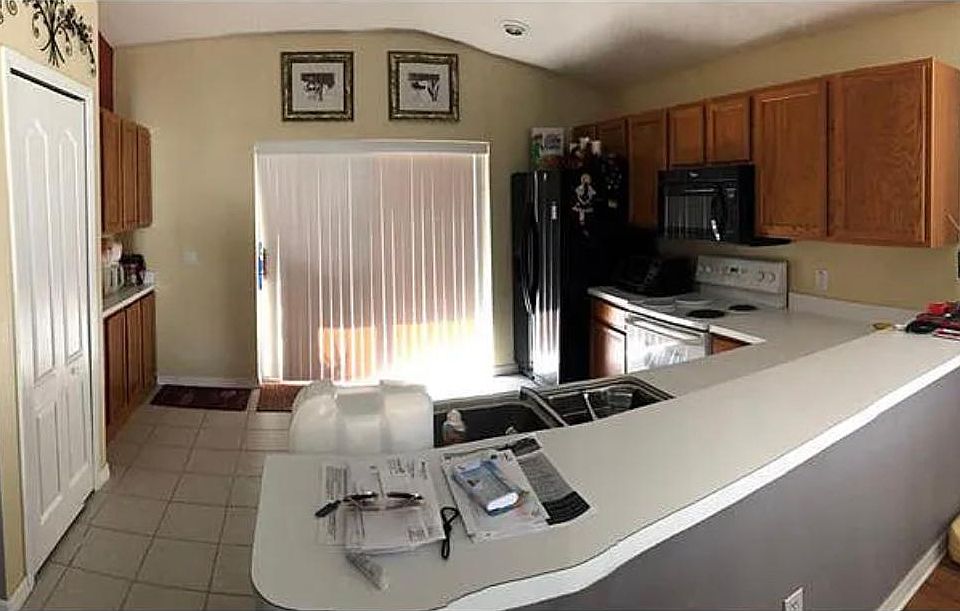 1st image of 18166 Canal Pointe St