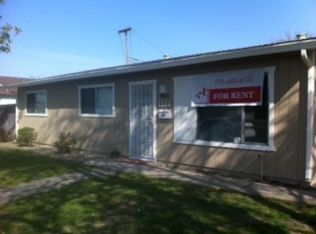 1133 E Alameda St, Manteca, CA 95336