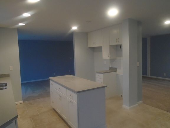 2nd image of 115 Yealey Dr