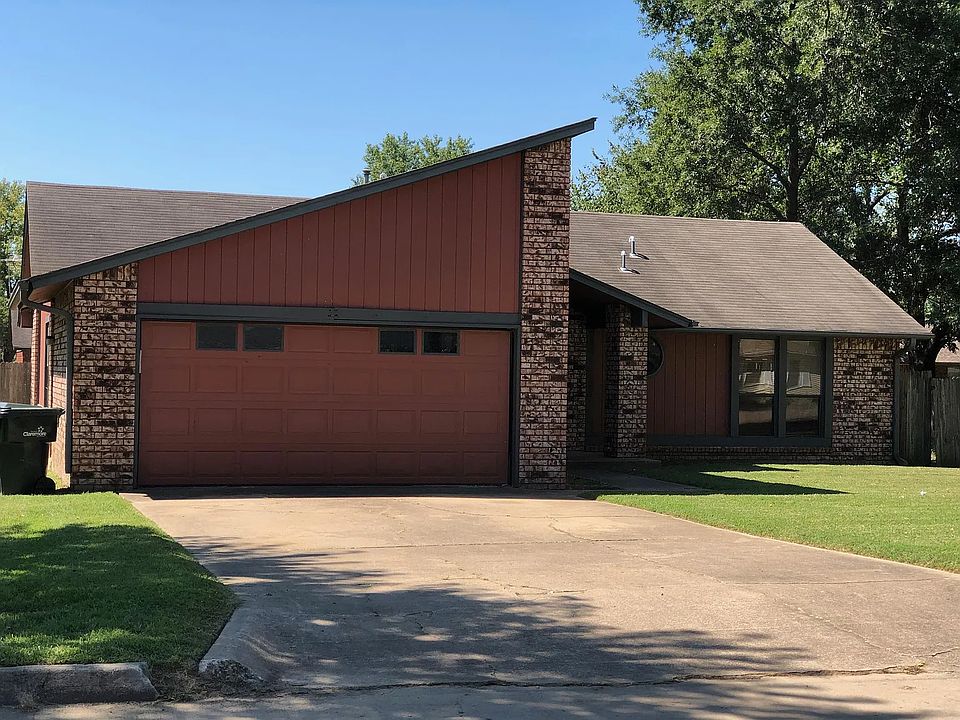 1st image of 1407 Paradise Ln