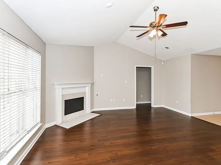 1848 Central Trails Dr — Photo 5