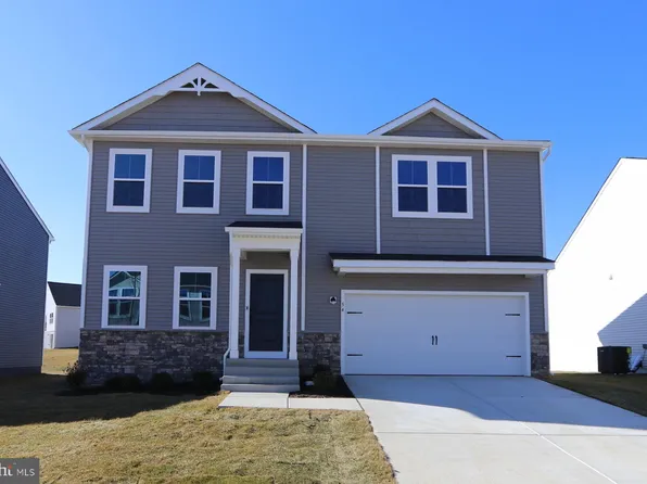 64 Reformation Dr, Martinsburg, WV 25405