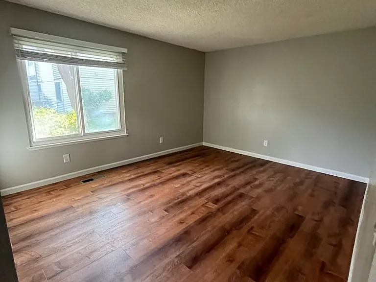 2315 Roundhouse Rd — Photo 9