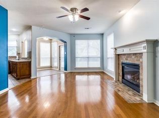 2832 Edinburg Ln, Lewisville, TX 75028