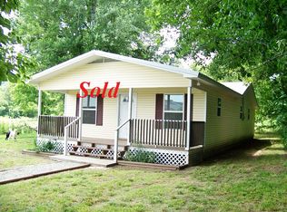 131 Forsythe St, Pyatt, AR 72672