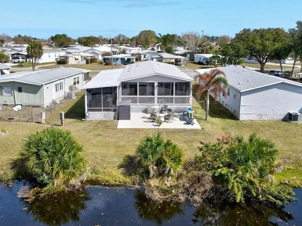 723 Barefoot Blvd, Barefoot Bay, FL 32976