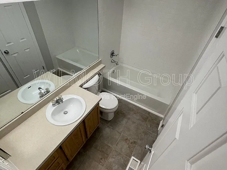 8536 Hague Rd — Photo 9