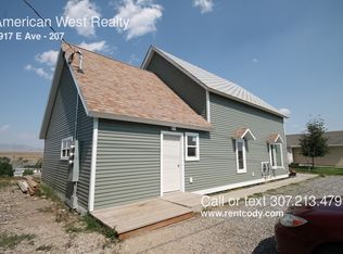 2917 E Avenue APT 207, Cody, WY 82414