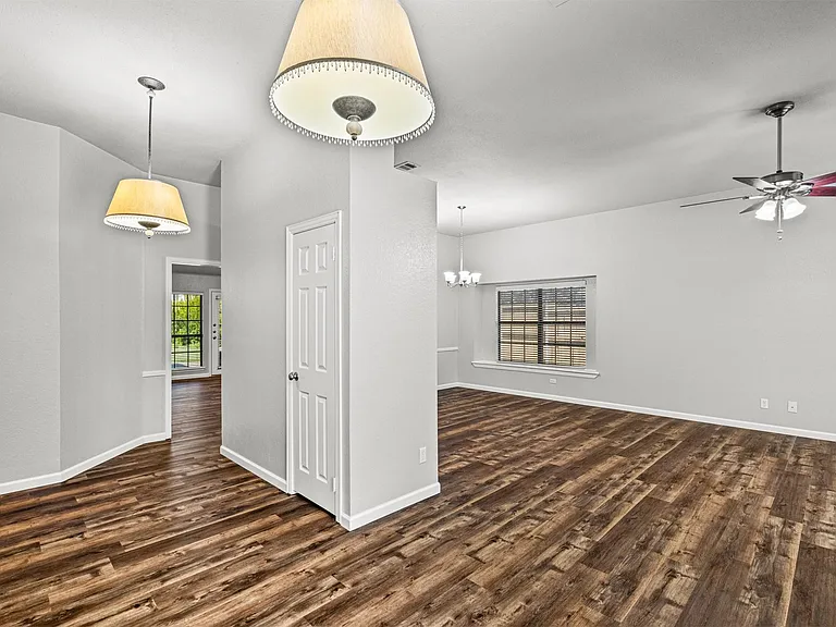 4219 Harvest Point Dr — Photo 12