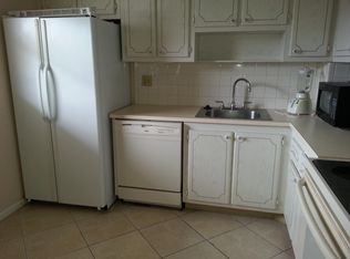 201 Berkley Rd APT 105, Hollywood, FL 33024