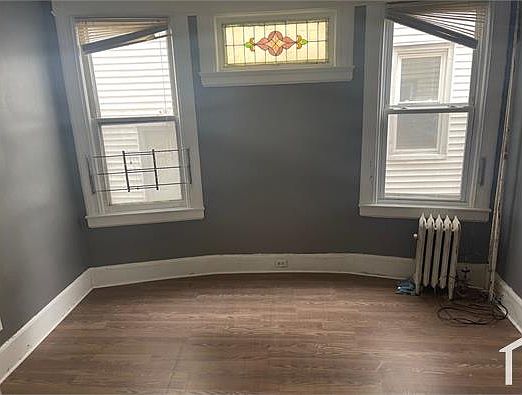 3rd image of 21 Cedar Ave #1