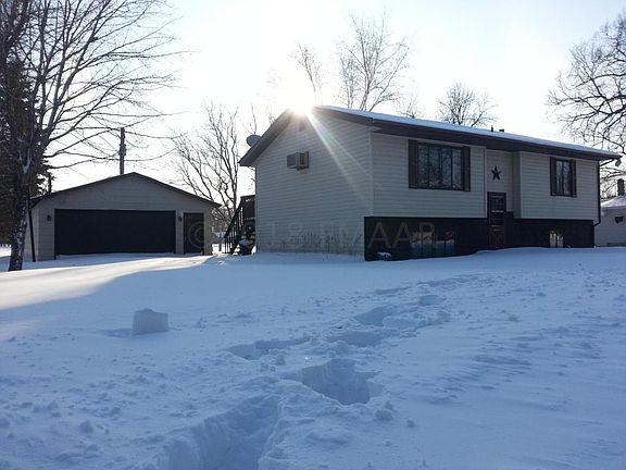 2nd image of 402 Eidem Ave SE