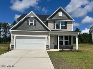 211 Pinnacle Ct, Raeford, NC 28376