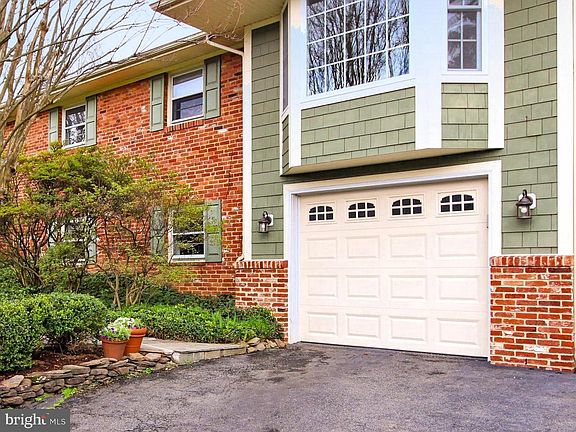 4th image of 6727 Montour Dr