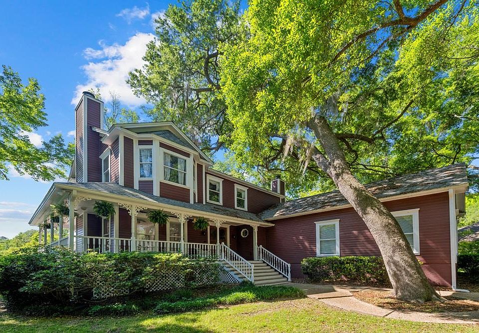 1st image of 3309 Clifden Dr