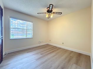 7015 Couperin Blvd ROOM C, Orlando, FL 32818