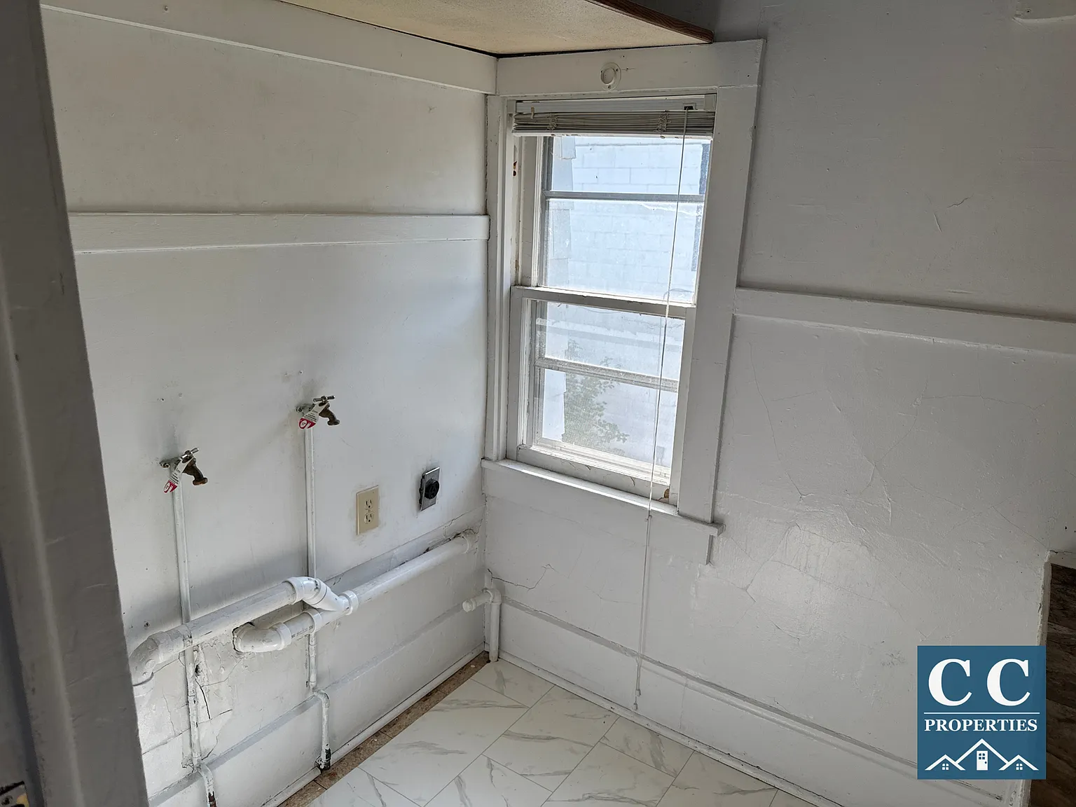 2 bed, $900 — Photo 3