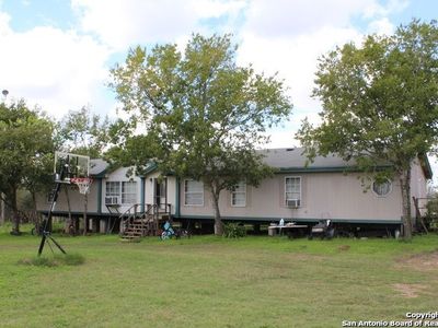 793 County Road 477, Stockdale, TX, 78160