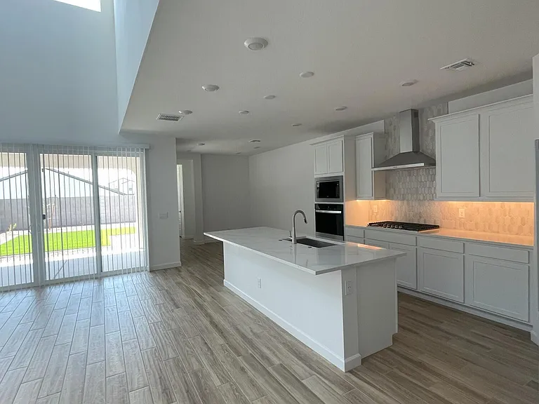 7417 W Buckhorn Trl — Photo 5