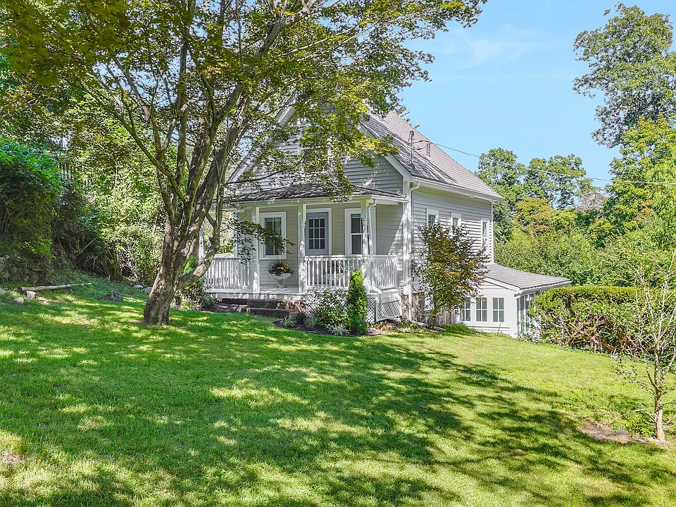 51 South Rd