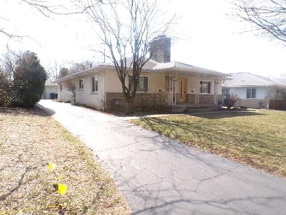 2nd image of 707 Village Dr #709