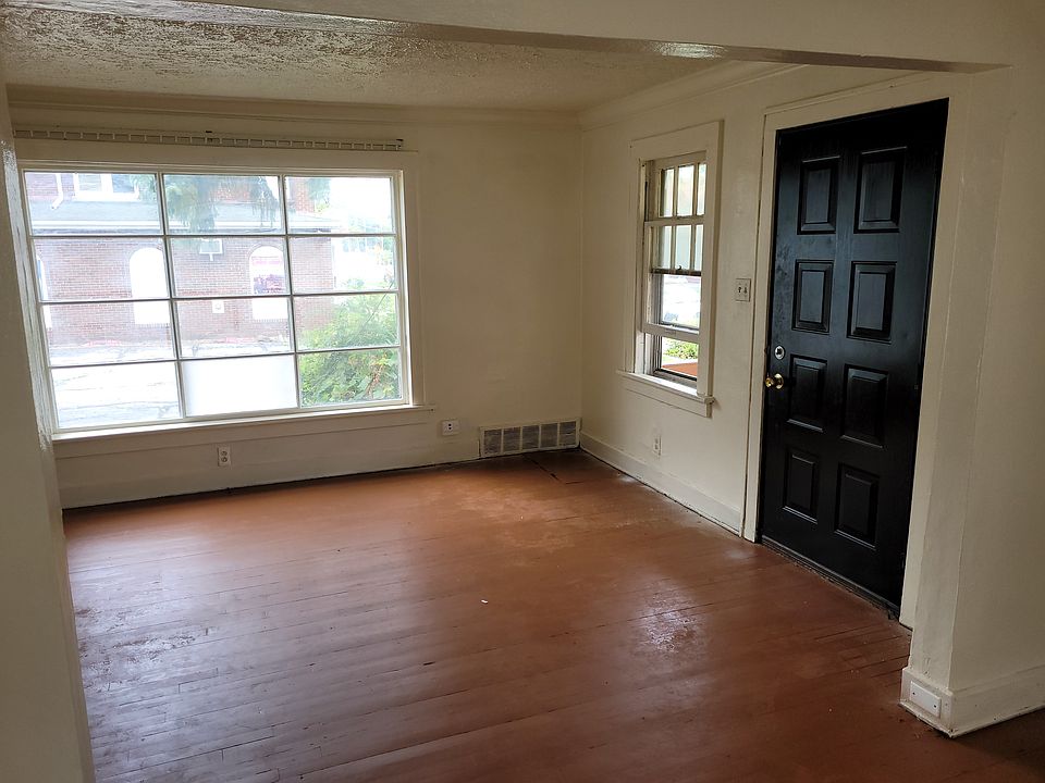 Living Room, Main Entrance.