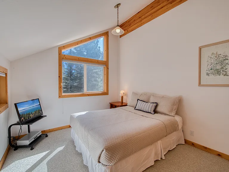 17054 Skislope Way — Photo 16