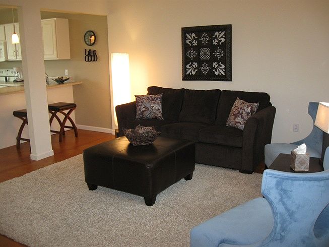 1st image of 5205 Loft Dr #1