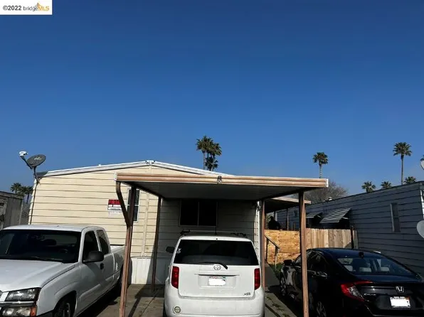 2929 N Macarthur Dr, Tracy, CA 95376