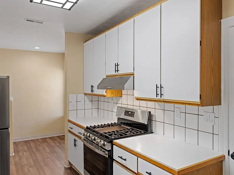 3127 Crescent Ave #E-3 — Photo 3