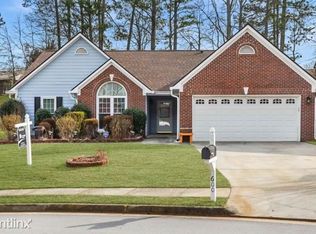 600 Sterling Pointe Ct, Lawrenceville, GA 30043