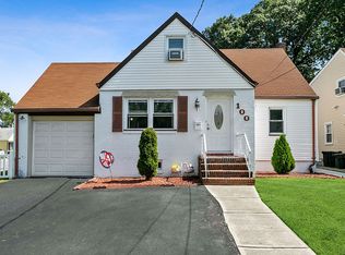 100 Central Ave, Rochelle Park, NJ 07662