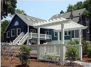 16 Hidden Green Ln, Isle Of Palms, SC 29451