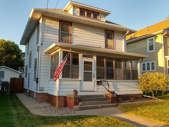 2nd image of 3019 Dodge Ave
