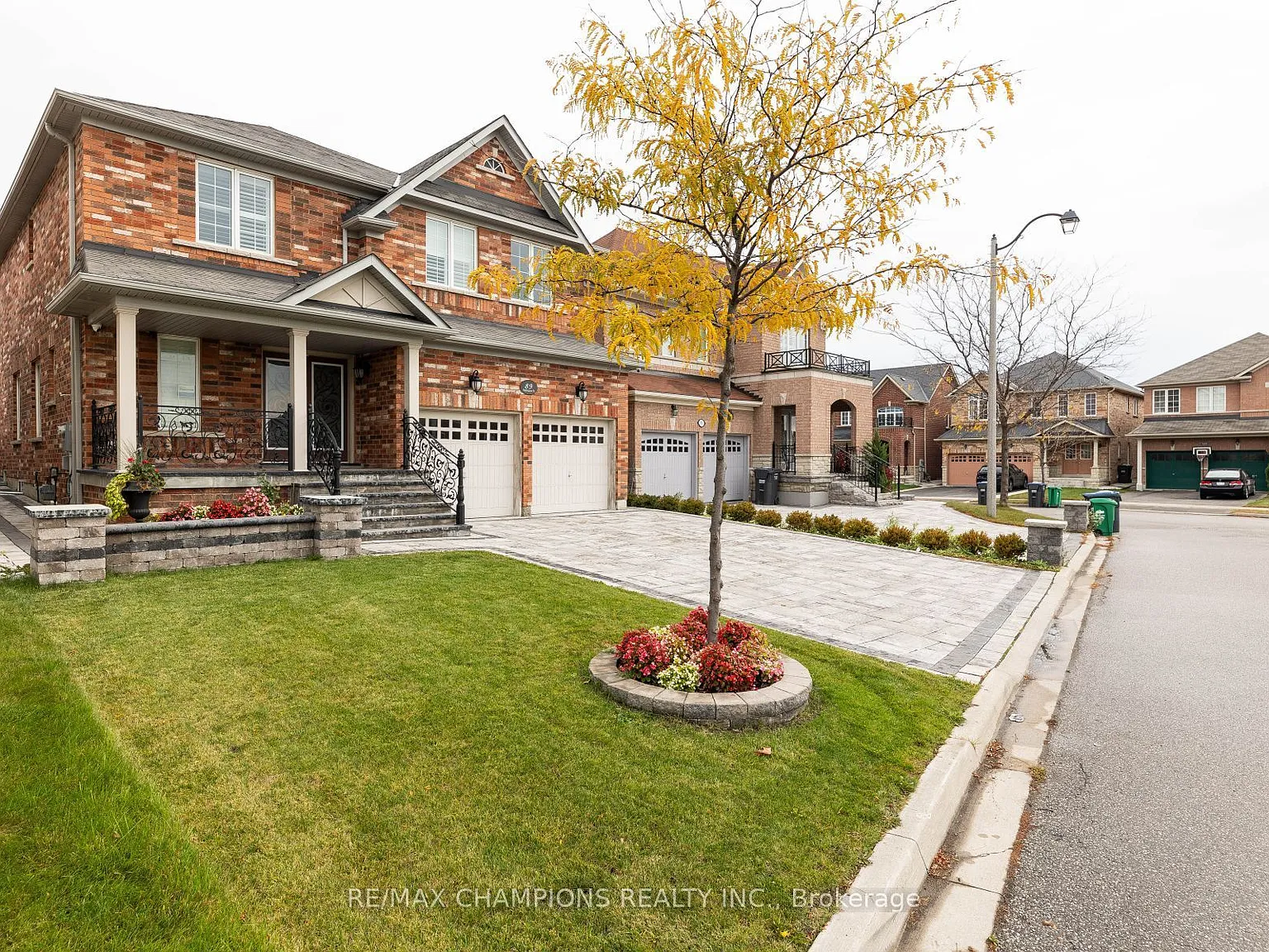 4 bed, $3,500 — Photo 1