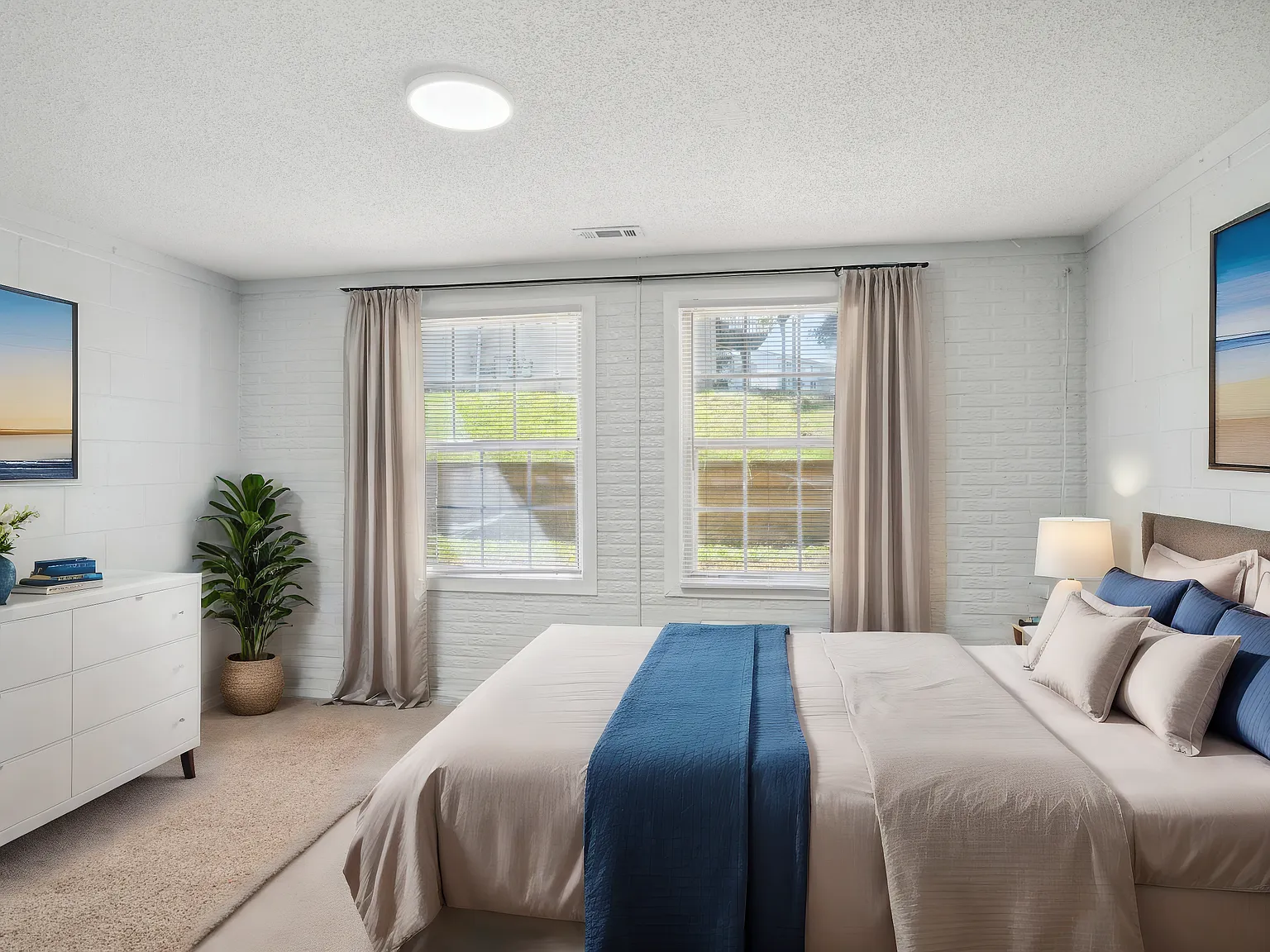 3 bed, 930 sqft, $1,860 — Photo 1